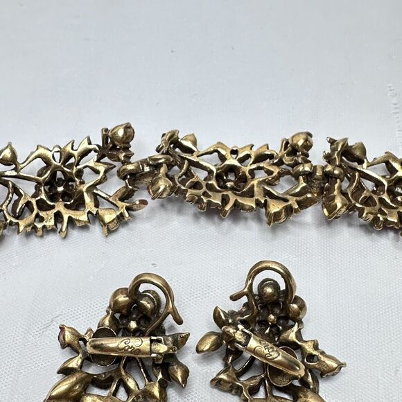 Vintage Set Signed CORO Bracelet 7" & Earrings Antique Gold Tone Rhinestones - Picture 13 of 16